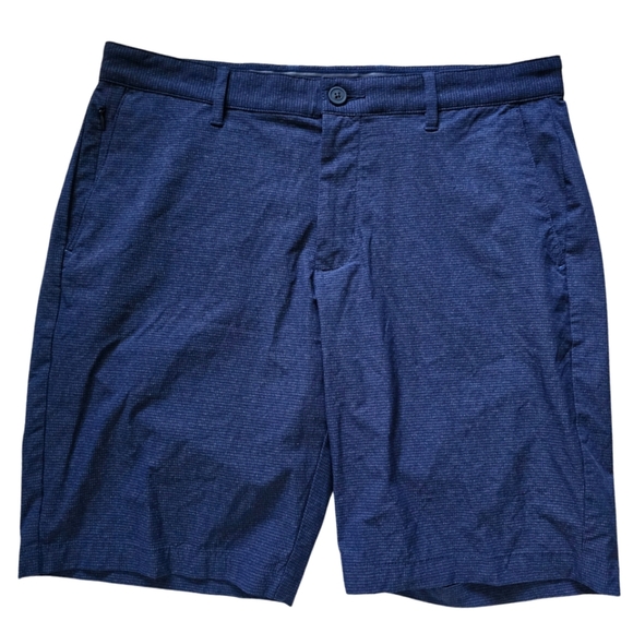 Tommy Bahama Bermuda Shorts Men's Size 34 Waist Navy Blue Performance Fabric - Picture 1 of 6